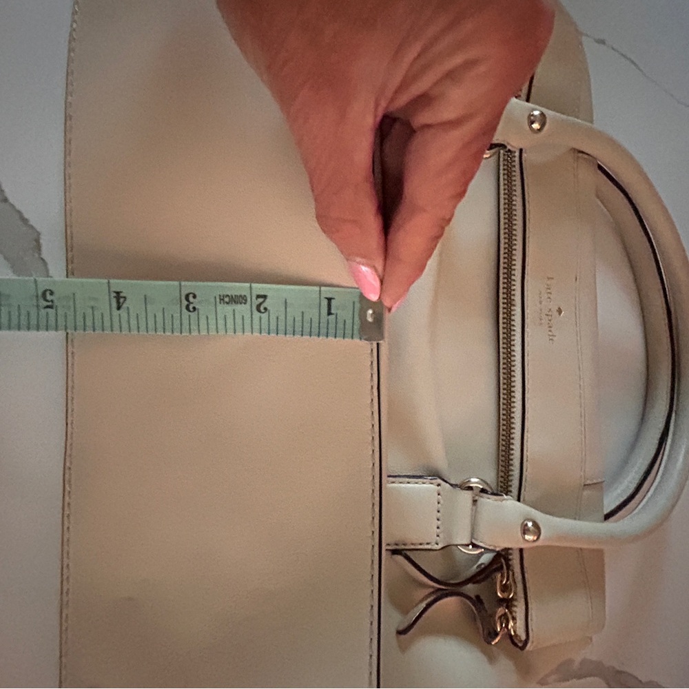 USED Kate Spade Cream Leather Shoulder Bag with Top Handles - Picture 14 of 16